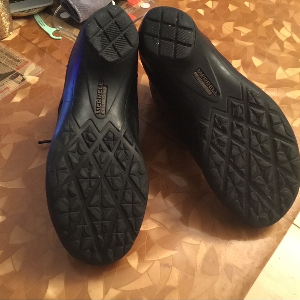 Merrell Women's Black Ankle Boots - Picture 5 of 7